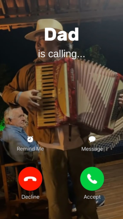 Papá está llamando