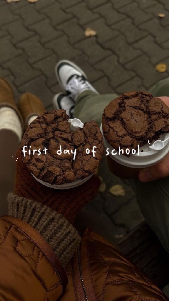 hari pertama sekolah 