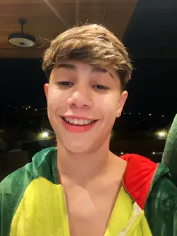 menina se prepara