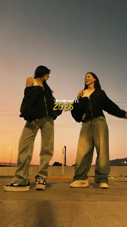 MOMENTS 2025