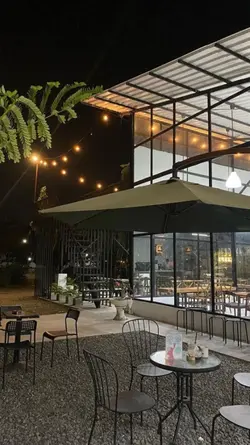 nongki di cafe
