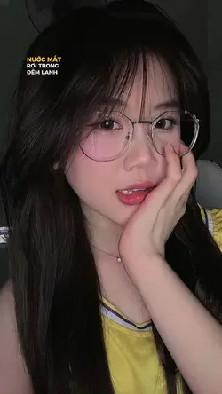 Lyrics Buồn hay vui