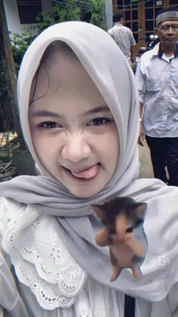 trend kucing kicau m