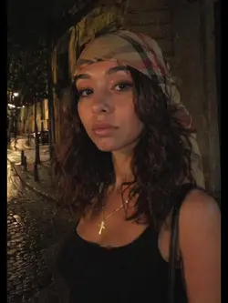 Profilo Glam: cornice luminosa per avatar