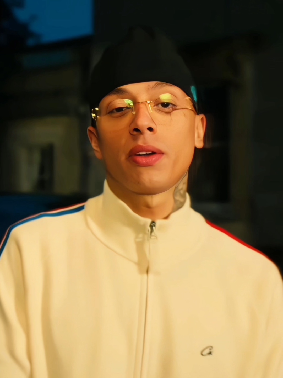 吻我更多