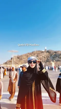 Qolbi Fil Madina 