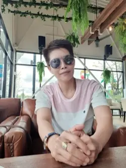 โลกทั้งใบ-เล็ก รัชเมศฐ์