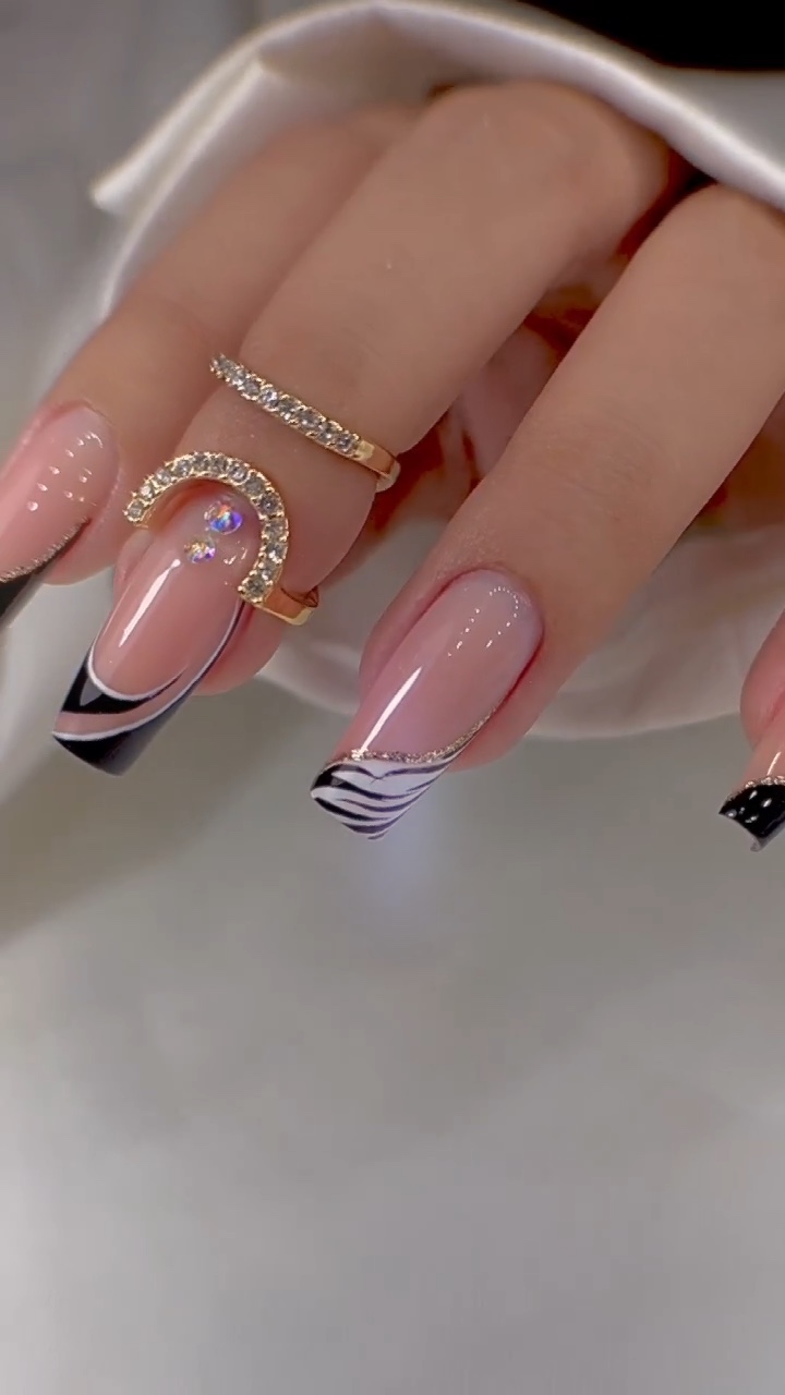 NAILS