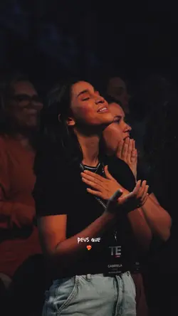 sirvo um Deus