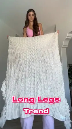 Long Legs!โค๏ธโค๏ธโค๏ธ