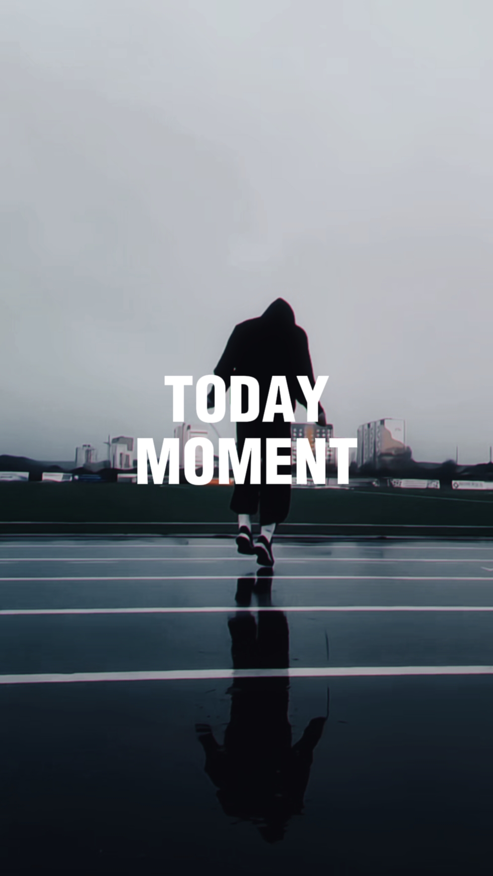 TODAY MOMENT