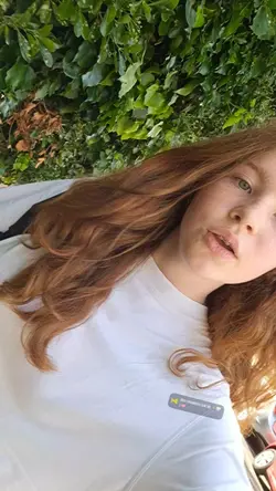 couleur de cheveux..