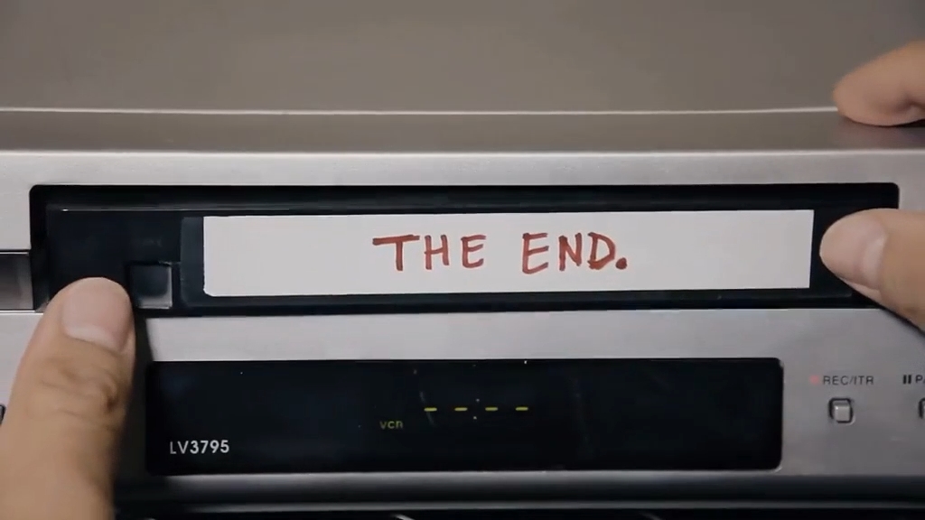 THE END 2025 
