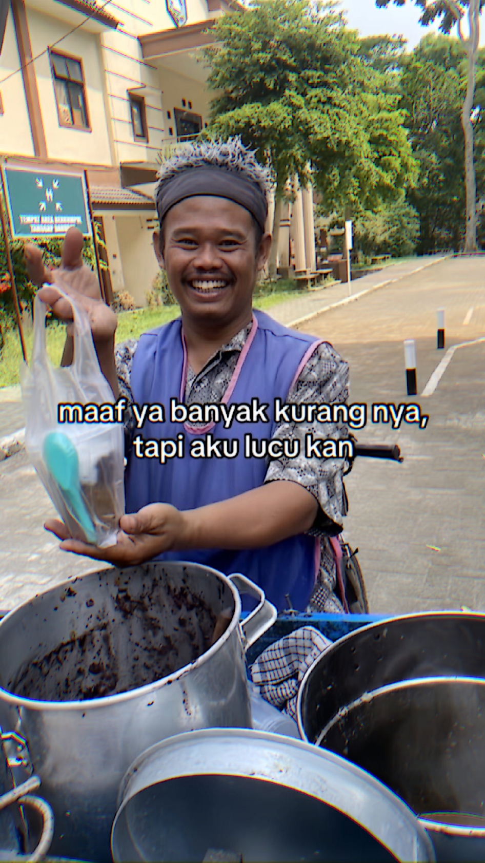 MAAF YA BANYAK