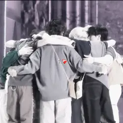 Stray Kids.