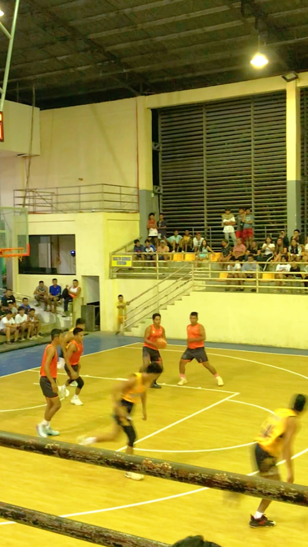 Pag-edit ng basketball