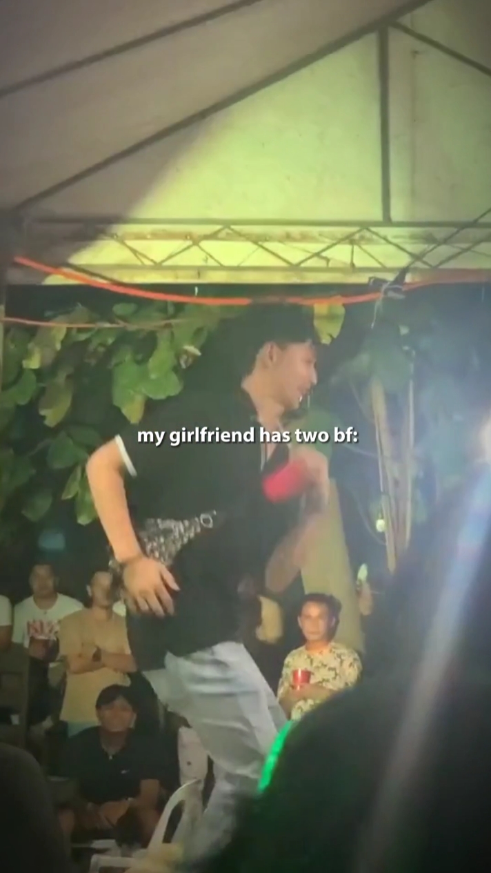 MI NOVIA TIENE DOS NOVIOS
