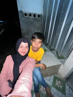 0,5 sama cewe