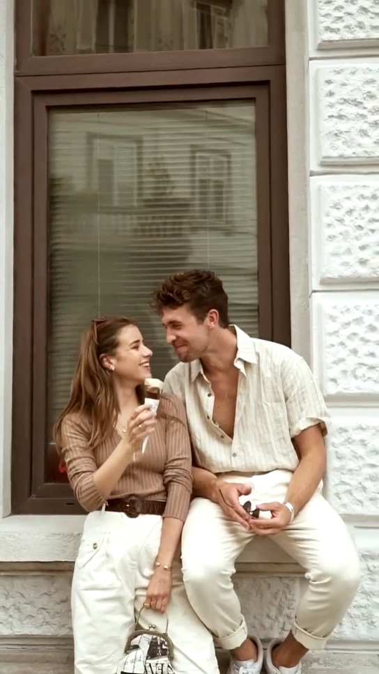 Couple 6