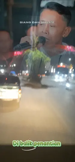 Di balik penantian