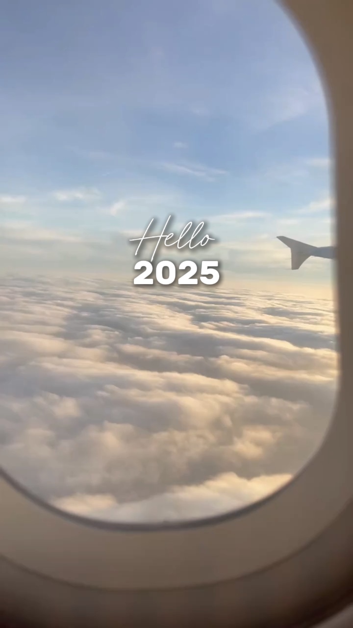 Hola 2025