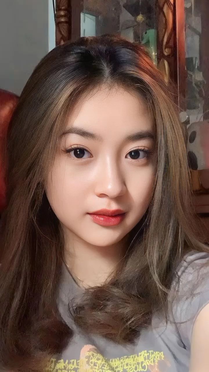Lentik indah matamu