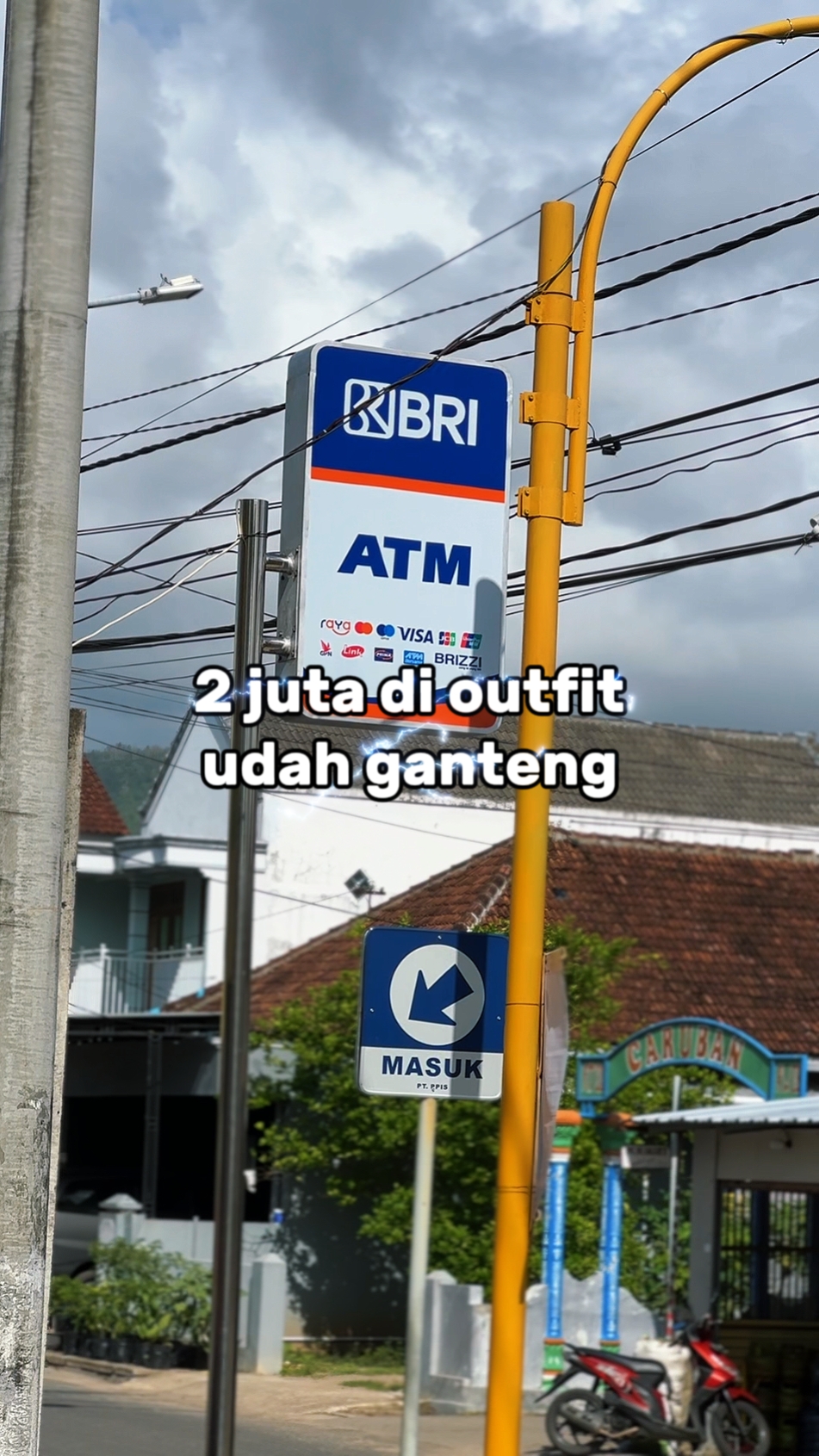 2 JUTA DI OUTFIT