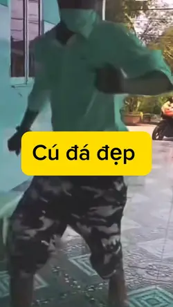 Cú đá đẹp 