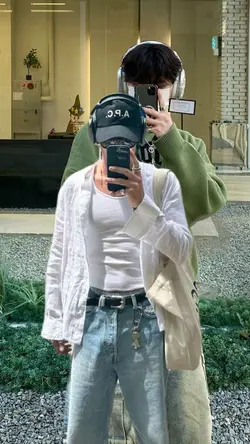 CUTOUT X ME | 