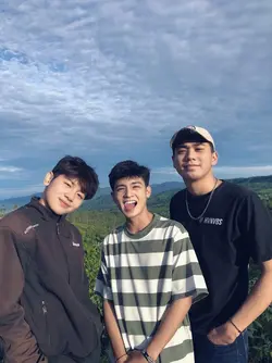 lagu timur kece