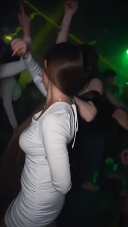 PARTY NIGHT