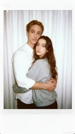 trending polaroid