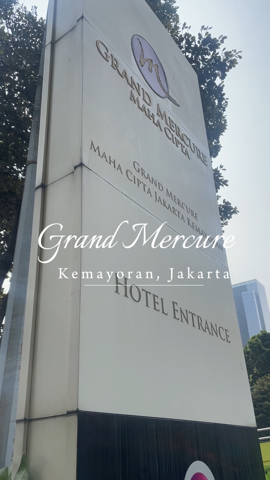 Review hotel