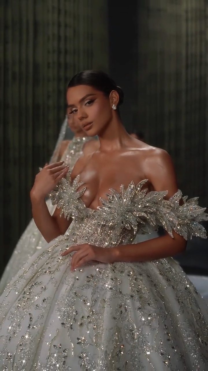 Wedding clothes 