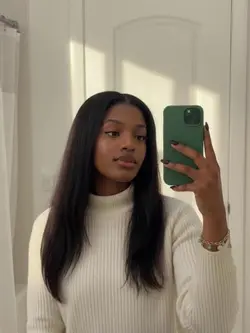 From Cozy to Sharp: Quick Selfie Transitions