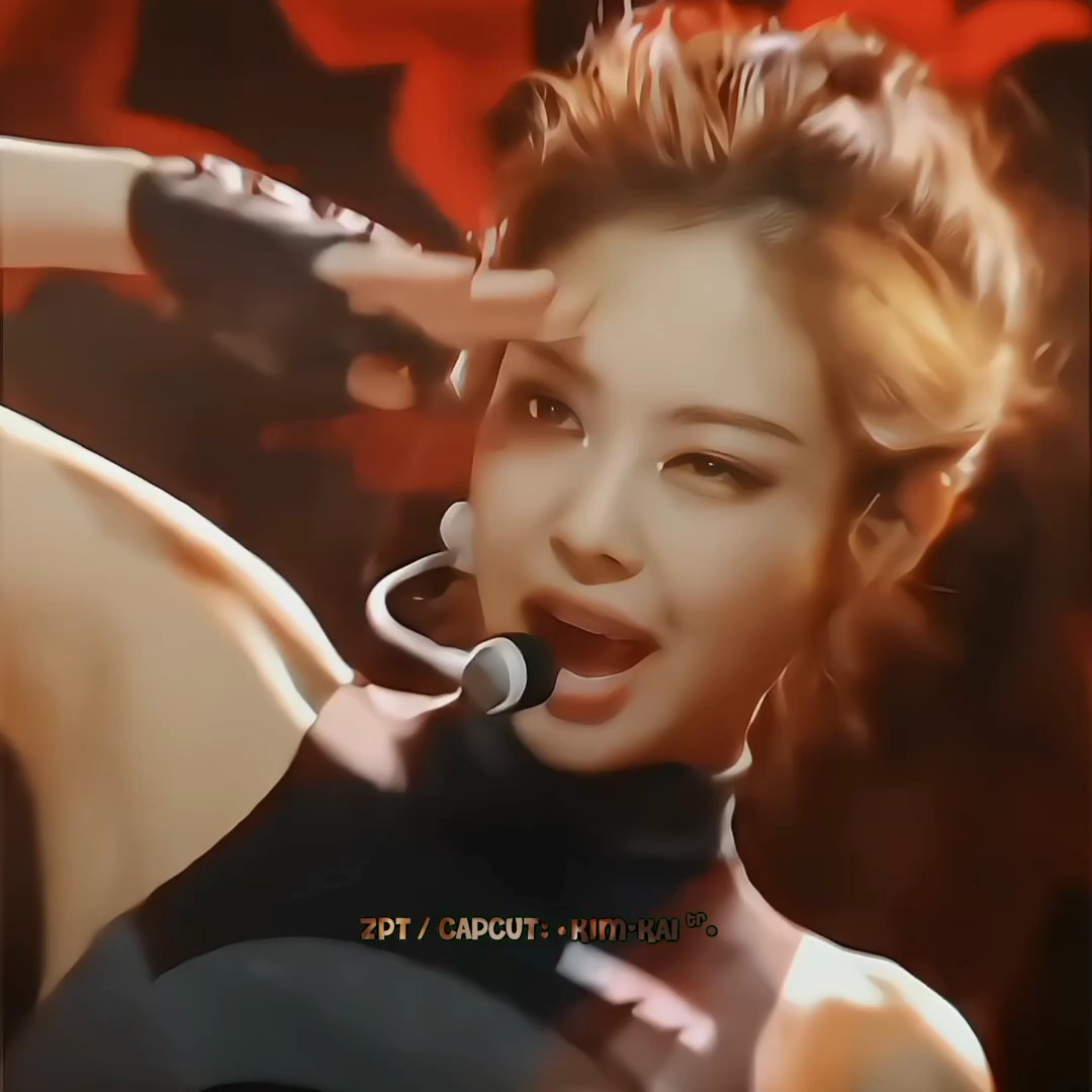 Mmm She Devil