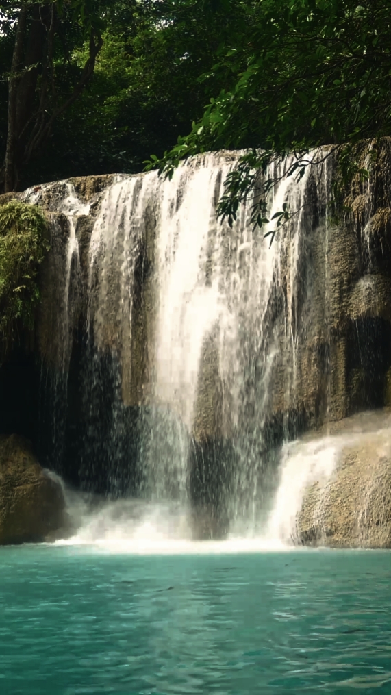 nature dan waterfall