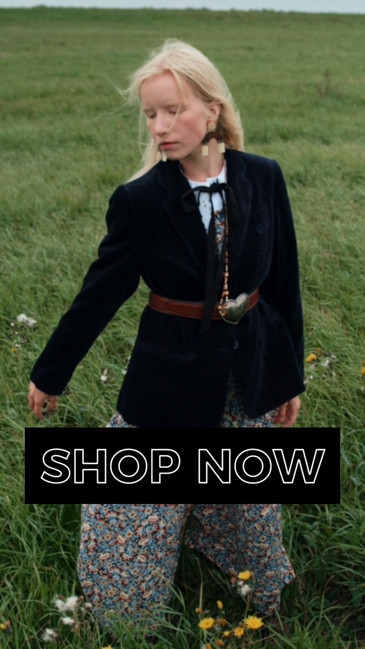 Affichage de produits de vêtements hippies style TikTok multi-galeries