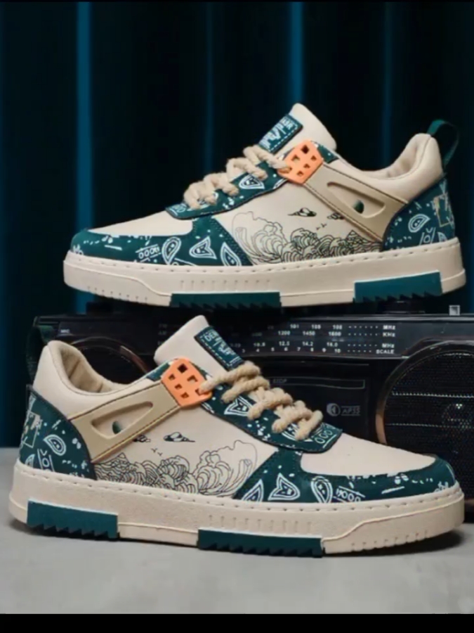 # sepatu kets