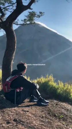 selalu menertawakan 