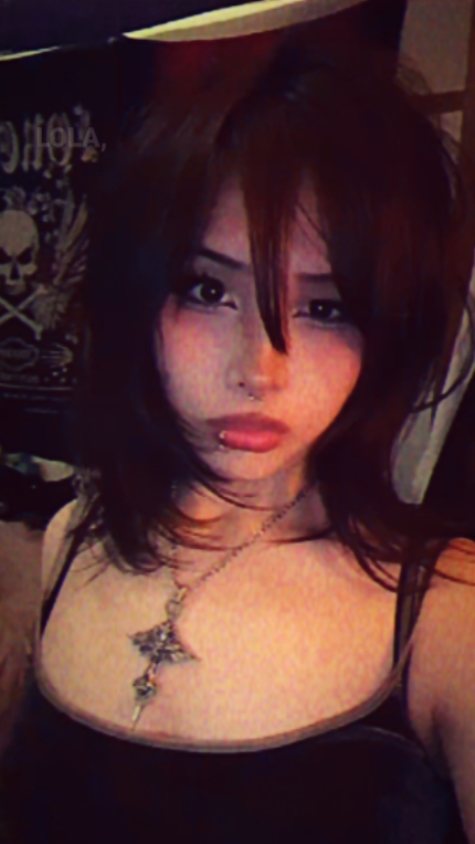 lola tren livephoto
