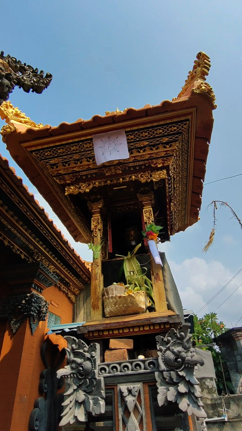 Upacara di Bali