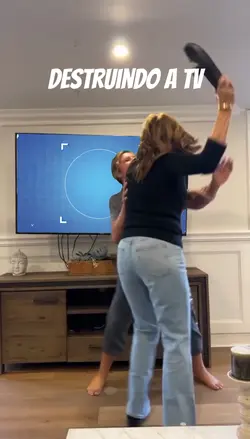 DESTRUINDO A TV