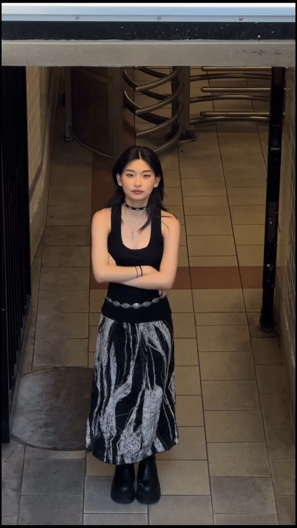 tam siyah