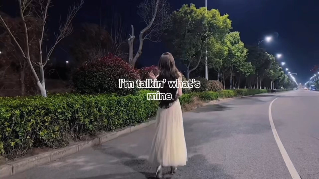 Bye bye l Slowmo 