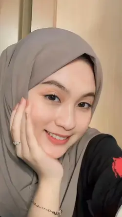 senyum lgi