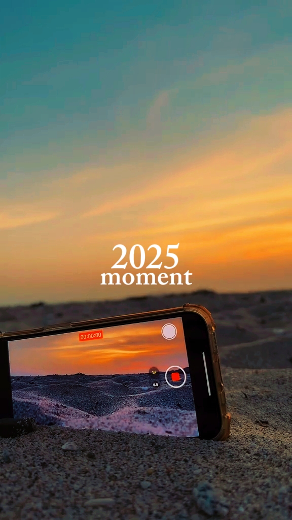 Momento 2025