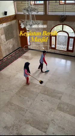 Bersih-bersih Masjid