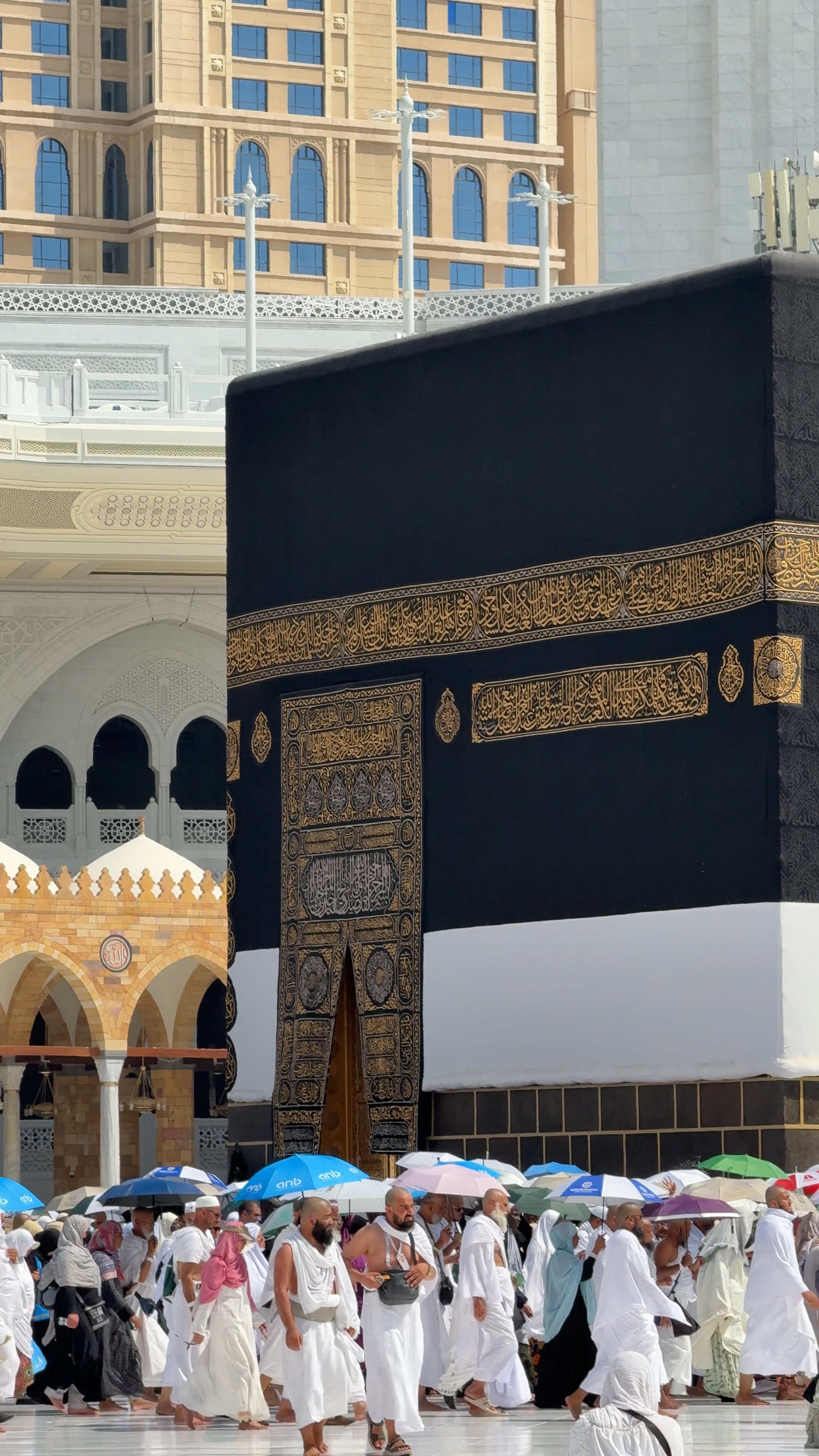 Mecca Medina 🤍