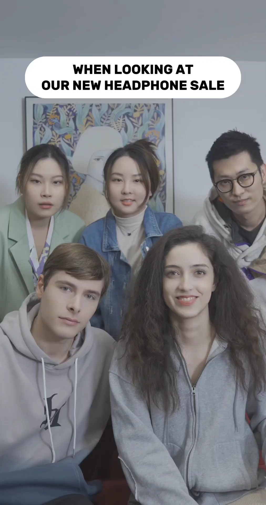 Produto de exibição de fone de ouvido Piada engraçada Estilo TikTok